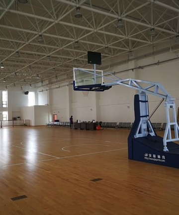 邹城市职业技术学校体育馆篮球架器材等项目